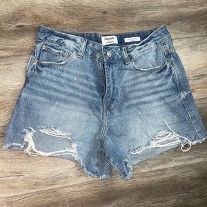 women’s dark washed jean shorts